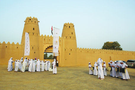 بالصور..قلعة الجاهلي.. حدقة العين التاريخية - عبر الإمارات - أخبار ...